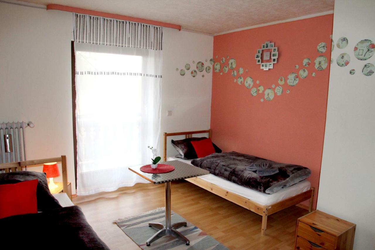 Monteurzimmer Beate Ackermann Hochstadt am Main ภายนอก รูปภาพ