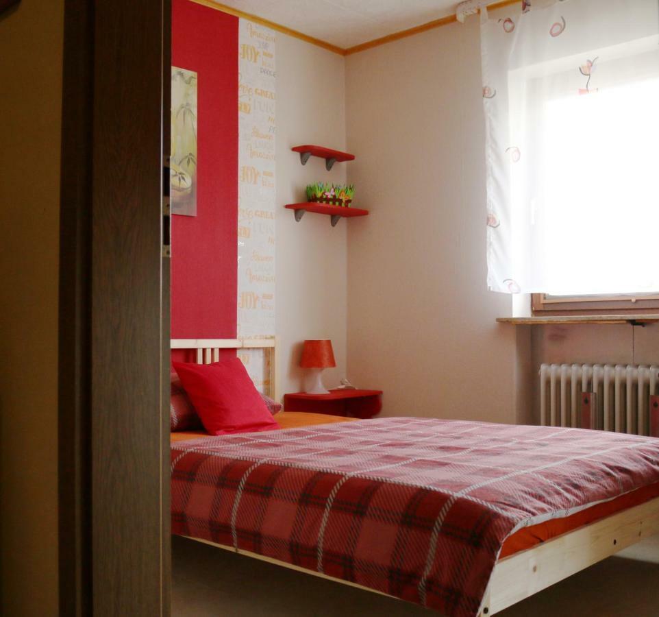 Monteurzimmer Beate Ackermann Hochstadt am Main ภายนอก รูปภาพ